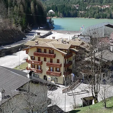 Casa Nevexenne & La Casa Di Blek Alleghe