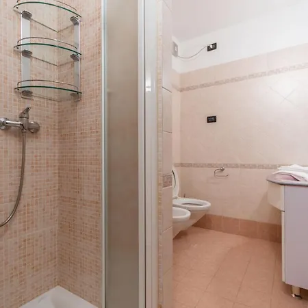 Apartament Casa Nevexenne & La Casa Di Blek