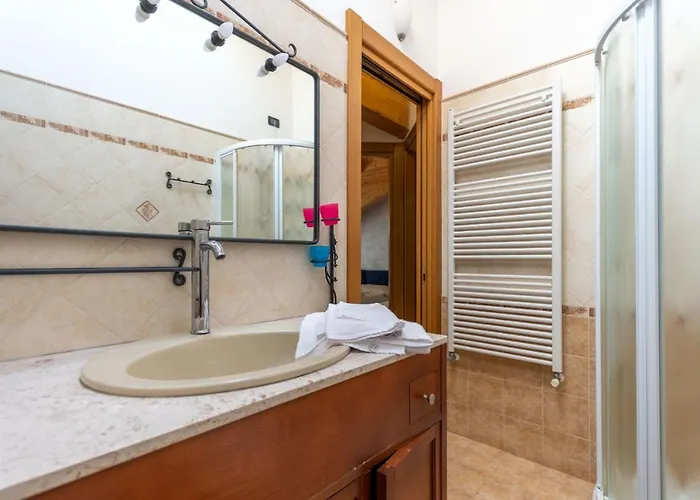 Casa Nevexenne & La Casa Di Blek